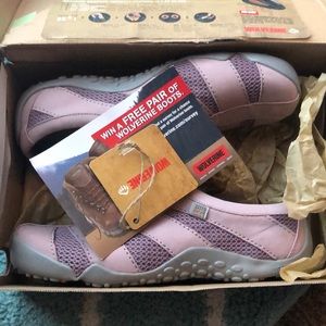 Wolverine active wear shoes